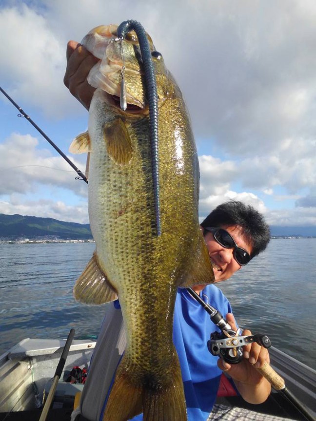 o0720096014024308466