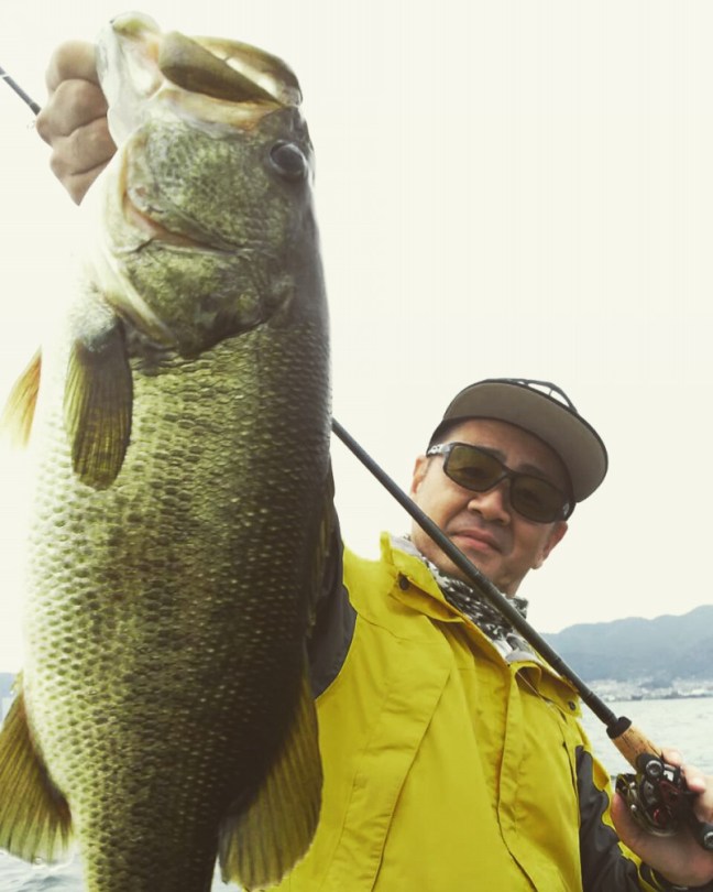 o0960120014041592289