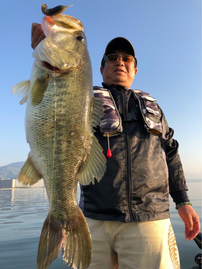 o0800106614175028383