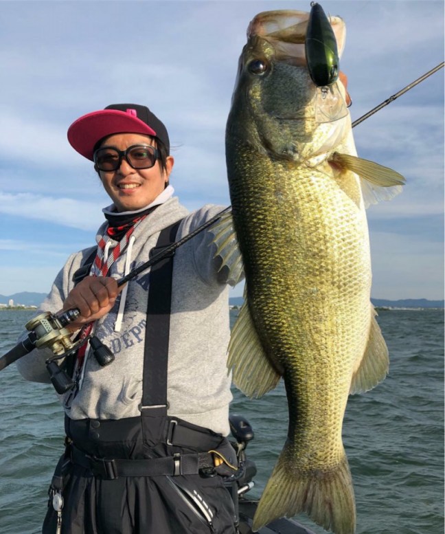 o0900108014196482040