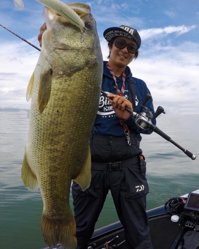 o1080135014263428328